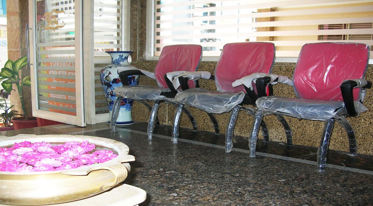 Athidhi Residency Hotel Tirupati Luaran gambar