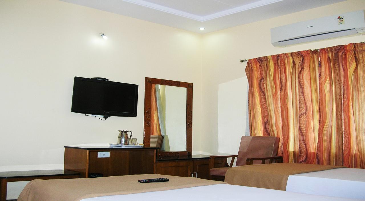 Athidhi Residency Hotel Tirupati Luaran gambar