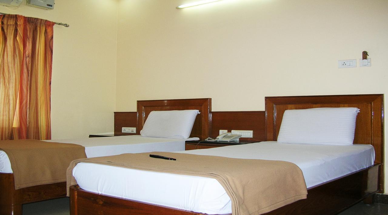Athidhi Residency Hotel Tirupati Luaran gambar