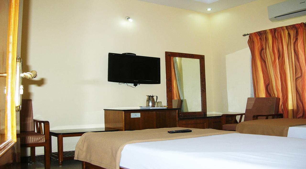 Athidhi Residency Hotel Tirupati Luaran gambar