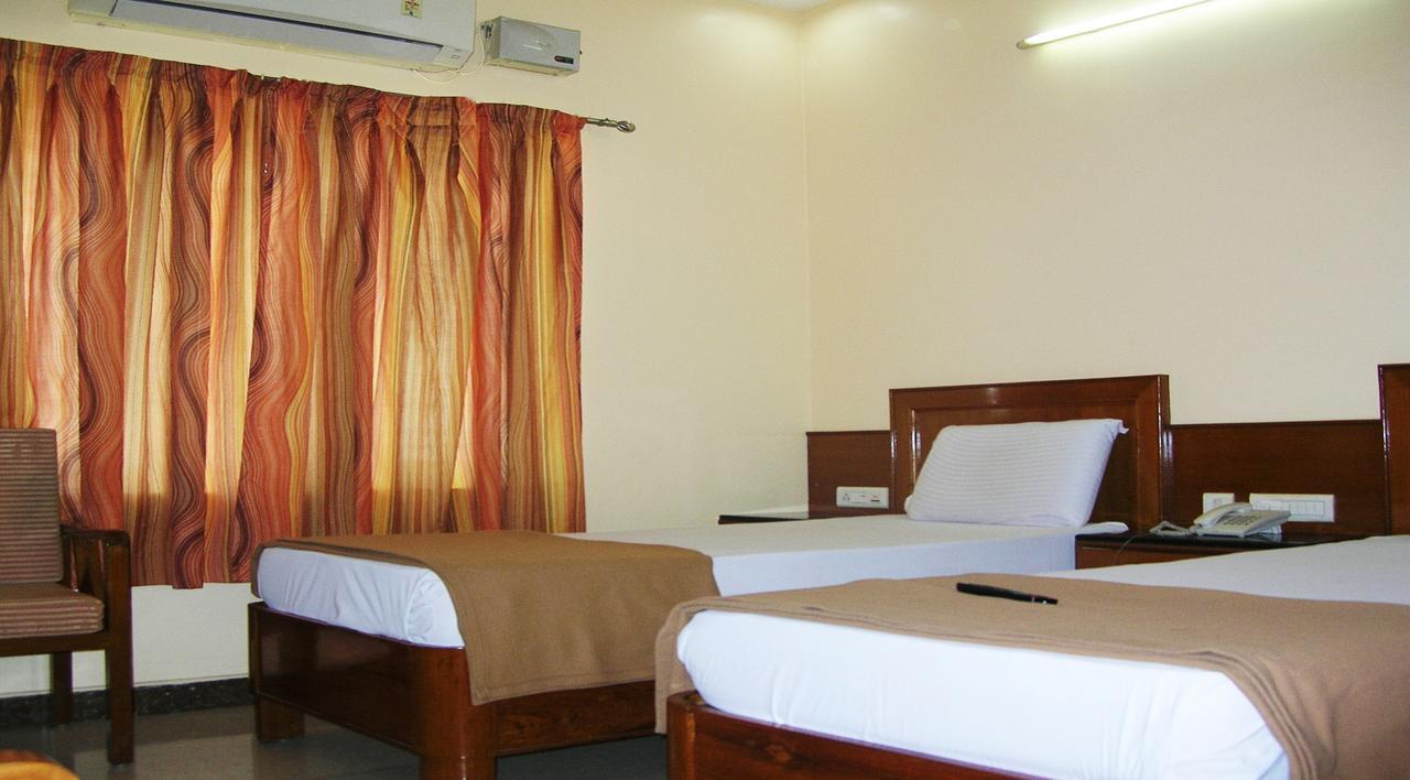 Athidhi Residency Hotel Tirupati Luaran gambar